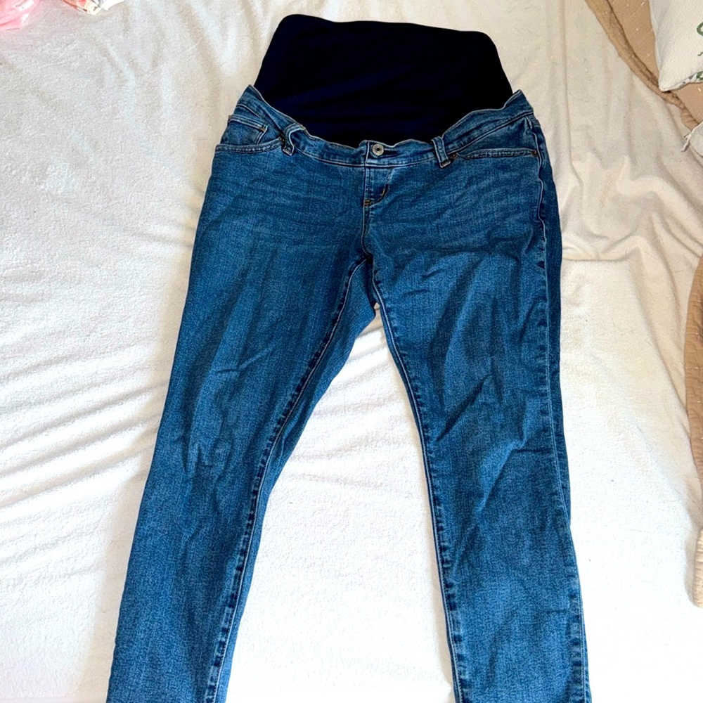 Abercrombie Maternity Super Skinny Ankle Jean